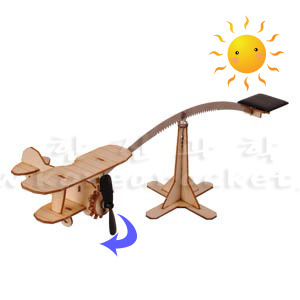 태양광 비행기복엽기 P-12
